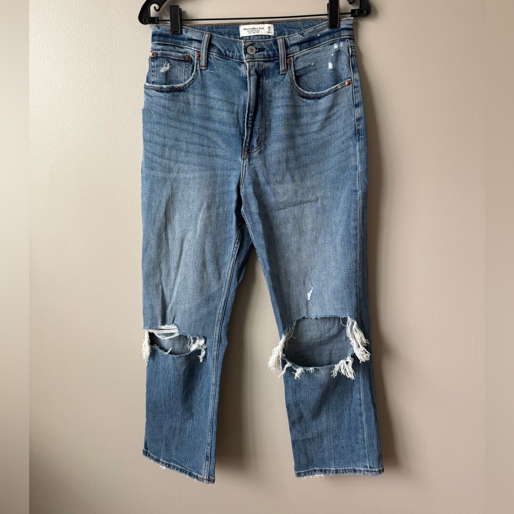 Abercrombie & Fitch The Ankle Straight Ultra High Rise Jeans